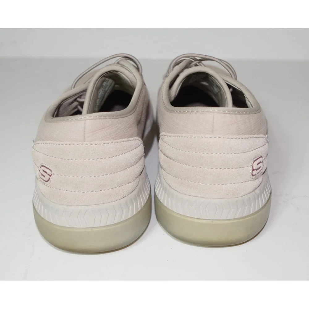 Skechers Classic Fit Men's Size 10 Tan Textile‎ Low Top Sneakers